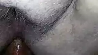 سكس شواذ إكس إكس إكس: اختراق شرجي عميق وقذف داخلي