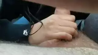 مص قضيب ضخم بعمق