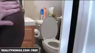 اختراق عميق في فرج إيبوني