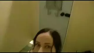 عارضات كوريات يتم تصويرهن سراً في علاقات جنسية صريحة