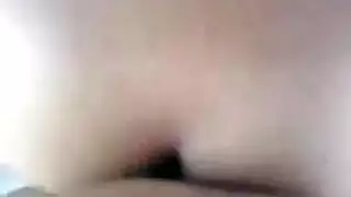 فارز في الخارج يمنحها هزات عنيفة